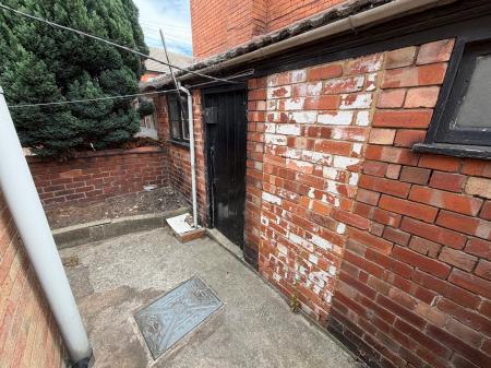 3 bedroom Terraced House to let in Sincil Bank, Lincoln, LN5