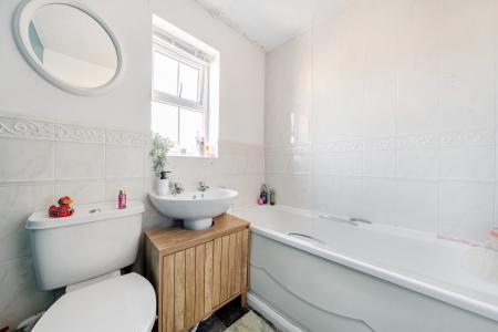 3 bedroom Semi-detached house for sale in Flinders Way, Cherry Willingham, Lincoln, LN3