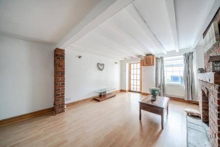2 bedroom Cottage to let in West End Place, Ingham, Lincoln, LN1