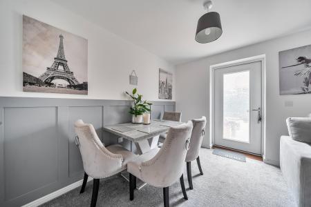 2 bedroom Terraced House for sale in Walshaw Close, Branston, Lincoln, LN4