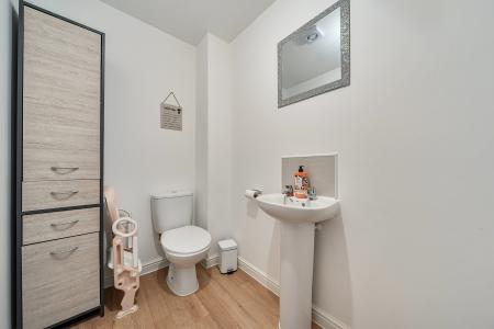 2 bedroom Terraced House for sale in Walshaw Close, Branston, Lincoln, LN4