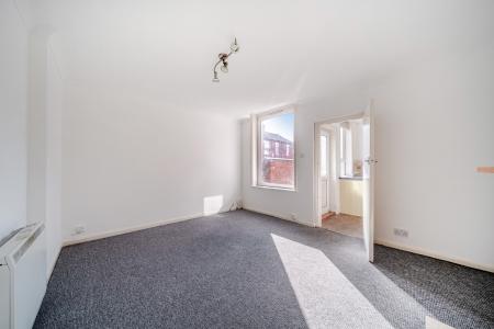 3 bedroom Terraced House for sale in Rasen Lane, Lincoln, LN1