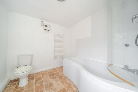 3 bedroom Terraced House for sale in Rasen Lane, Lincoln, LN1