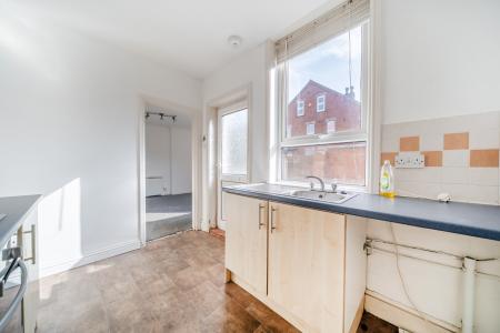 3 bedroom Terraced House for sale in Rasen Lane, Lincoln, LN1