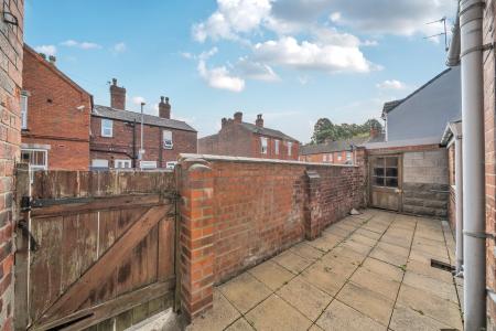 3 bedroom Terraced House for sale in Rasen Lane, Lincoln, LN1