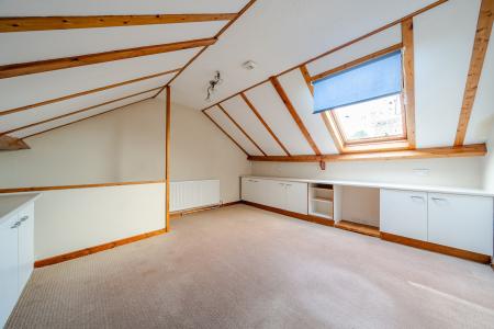 3 bedroom Terraced House for sale in Rasen Lane, Lincoln, LN1
