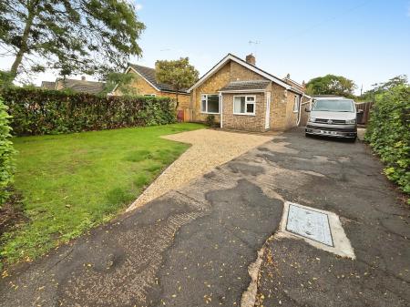 3 bedroom Bungalow to let in Sykes Lane, Saxilby, Lincoln, LN1