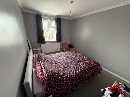 2 bedroom Flat to let in Redwood Drive, Waddington, Lincoln, LN5