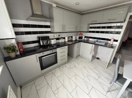 Redwood Drive, Waddington, Lincoln, LN5