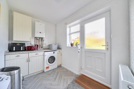 4 bedroom Bungalow for sale in Chichester Close, Grantham, NG31