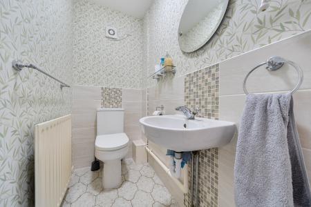 4 bedroom Bungalow for sale in Chichester Close, Grantham, NG31