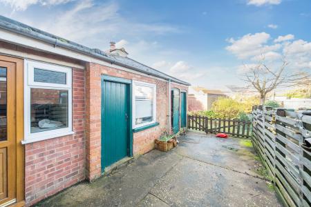 3 bedroom Terraced House for sale in Louth Road, Horncastle, LN9