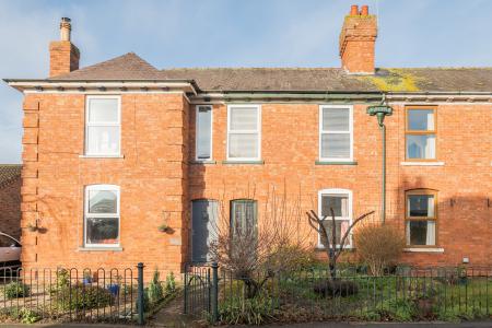 3 bedroom Terraced House for sale in Louth Road, Horncastle, LN9