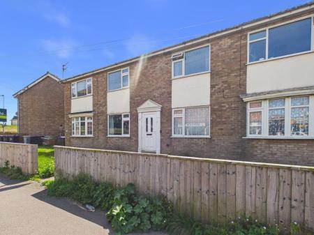 2 bedroom Flat for sale in Barton Court Seaholme Road, Mablethorpe, LN12