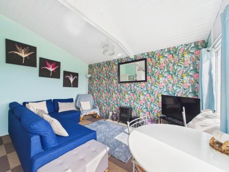 2 bedroom Park home for sale in Off Link Avenue, Mablethorpe, LN12