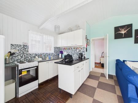 2 bedroom Park home for sale in Off Link Avenue, Mablethorpe, LN12