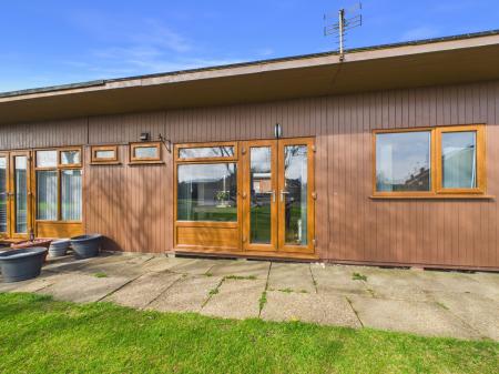 2 bedroom Park home for sale in Off Links Avenue, Mablethorpe, LN12