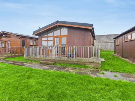 2 bedroom Park home for sale in Off Links Avenue, Mablethorpe, LN12