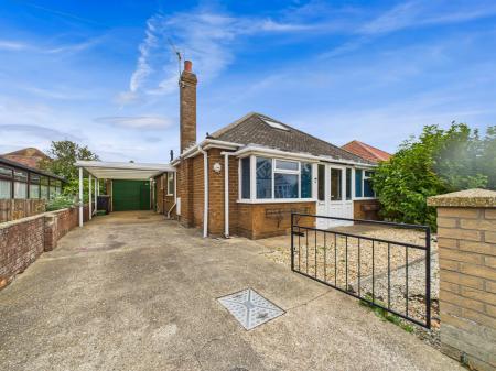3 bedroom Bungalow for sale in Seacroft Road, Mablethorpe, LN12