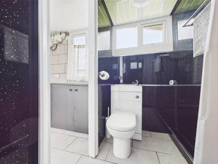 2 bedroom Park home for sale in Seaholme Park, Mablethorpe, LN12