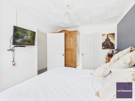 3 bedroom Bungalow for sale in Stapes Garth, Louth, LN11