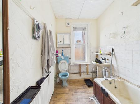 7 bedroom Semi-detached house for sale in Waterloo Road, Mablethorpe, LN12