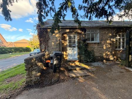 1 bedroom Cottage to let in Church Street, Lincoln, LN2