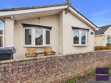 2 bedroom Bungalow for sale in George Street, Mablethorpe, LN12