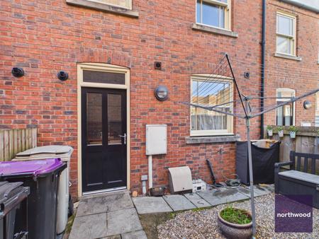 4 bedroom Town house for sale in Banks Street, Horncastle, LN9