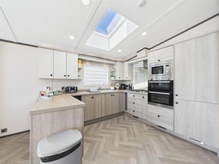 2 bedroom Park home for sale in Alford Road, Mablethorpe, LN12