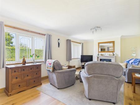3 bedroom Detached bungalow for sale in Beesby Road, Alford, LN13