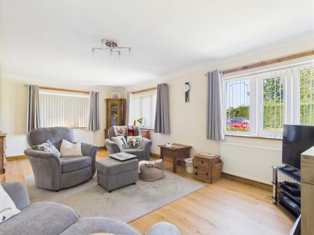 3 bedroom Detached bungalow for sale in Beesby Road, Alford, LN13