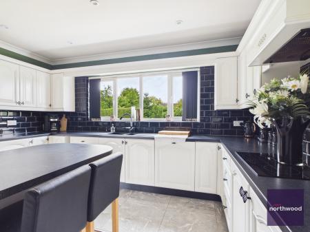 4 bedroom Detached house for sale in Church Lane, Mablethorpe, LN12