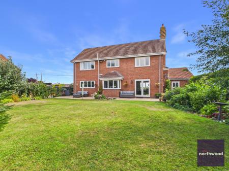 4 bedroom Detached house for sale in Church Lane, Mablethorpe, LN12