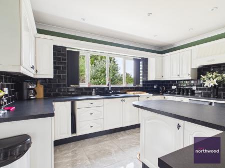4 bedroom Detached house for sale in Church Lane, Mablethorpe, LN12