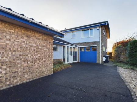 4 bedroom Detached house for sale in Church Lane, Mablethorpe, LN12