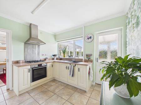 2 bedroom Bungalow for sale in Coles Avenue, Alford, LN13