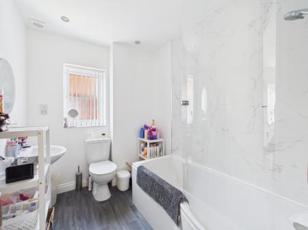 4 bedroom Detached house for sale in Dales Avenue, Mablethorpe, LN12