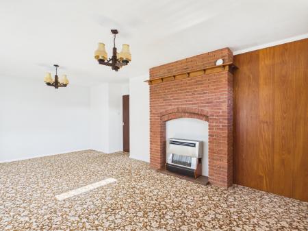 2 bedroom Detached bungalow for sale in Sandilands Close, Sandilands, LN12