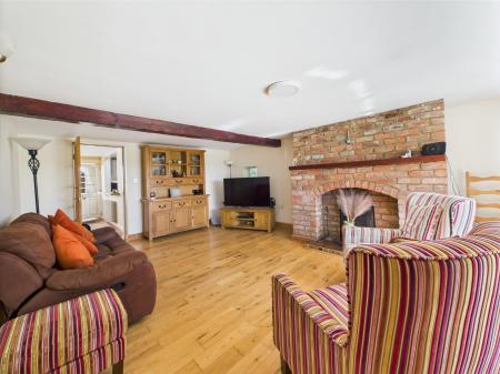 4 bedroom Detached house for sale in Sutton Road, Huttoft, LN13
