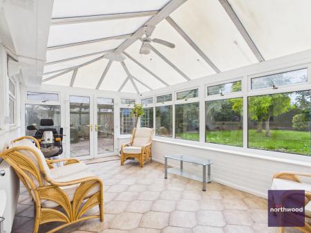 4 bedroom Bungalow for sale in Victoria Road, Mablethorpe, LN12