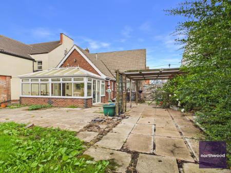 4 bedroom Bungalow for sale in Victoria Road, Mablethorpe, LN12