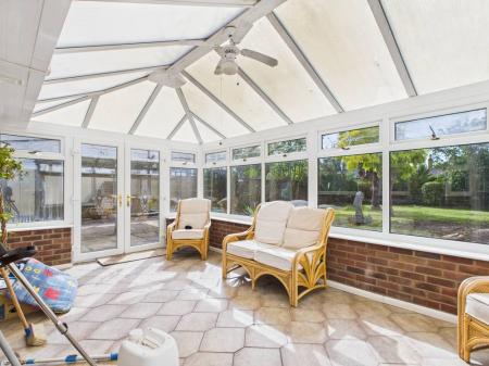 4 bedroom Bungalow for sale in Victoria Road, Mablethorpe, LN12