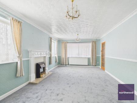4 bedroom Bungalow for sale in Victoria Road, Mablethorpe, LN12