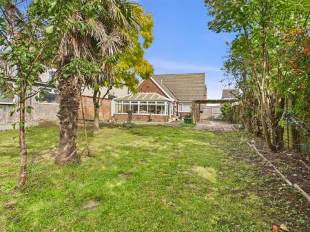 4 bedroom Bungalow for sale in Victoria Road, Mablethorpe, LN12