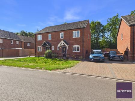 3 bedroom Semi-detached house for sale in Bridgeways, Alford, Alford, LN13