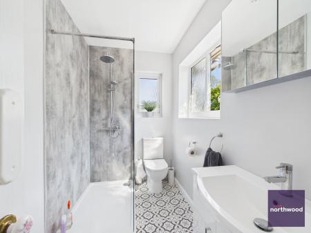 4 bedroom Detached house for sale in Bilsby Road, Alford, LN13