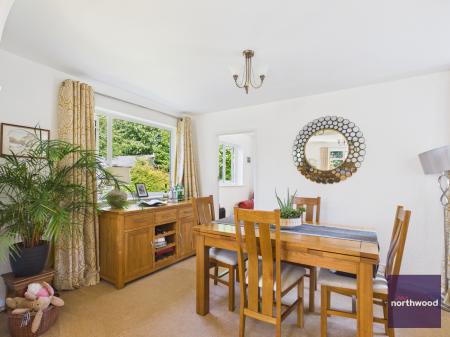4 bedroom Detached house for sale in Bilsby Road, Alford, LN13