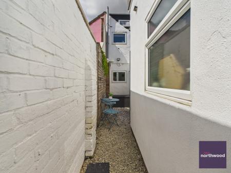 5 bedroom Terraced House for sale in Fitzwilliam Street, Mablethorpe, LN12