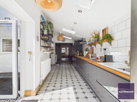 5 bedroom Terraced House for sale in Fitzwilliam Street, Mablethorpe, LN12